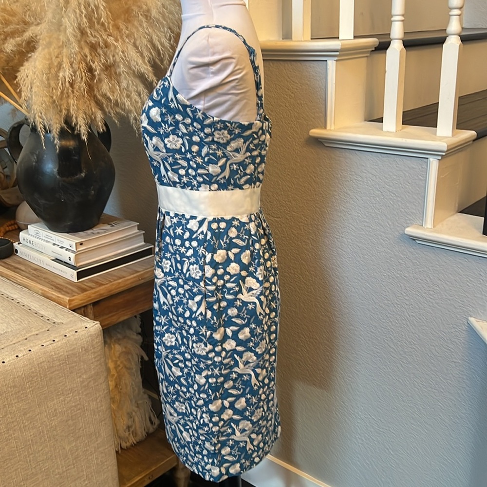 Darling Betsey Johnson Embroidered Blue White Dove Dress Size 8 - Picture 5 of 9